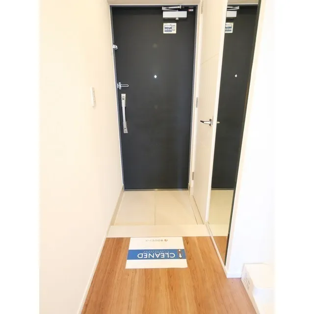 Comforia Shibuya West - Interior - ["Fixture", "Door", "Wood"]