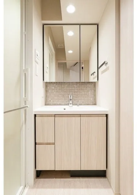 Season Flats Omorinishi - Interior - ["Flooring", "Floor", "Interior design"]