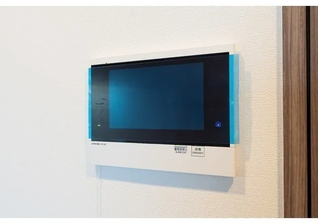 Comforia Takenotsuka East - Interior - ["Electronic device", "Display device", "Electronics"]