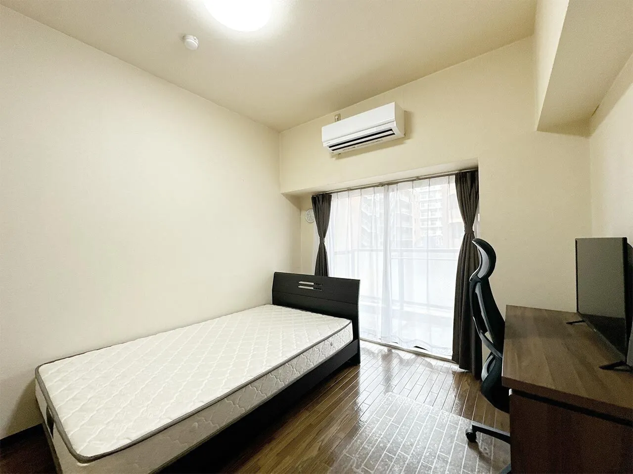 Mynavi Stay Kachidoki - Interior - ["Flooring", "Furniture", "Floor"]