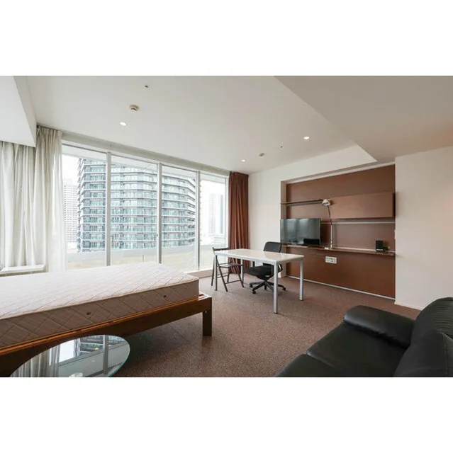 Frontier Residence The Tower Shinagawa - Interior - ["Furniture", "Building", "Table"]