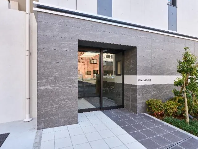 Due Nippori III - Exterior - ["Concrete", "Tile"]