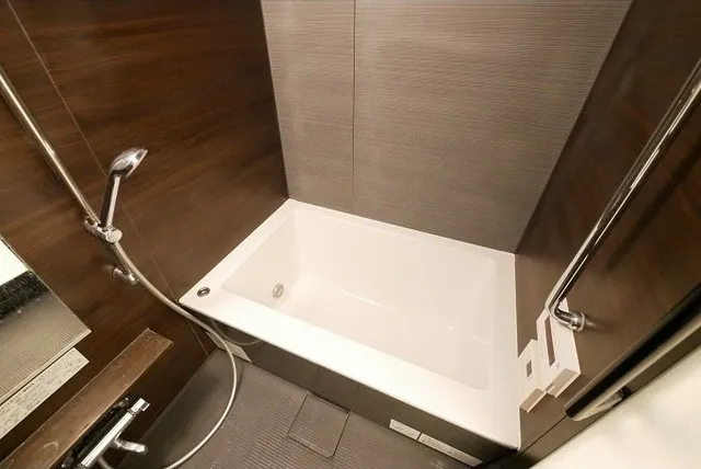 Comforia Shinjuku East Side Tower - Interior - ["Plumbing fixture", "Rectangle", "Bathroom"]