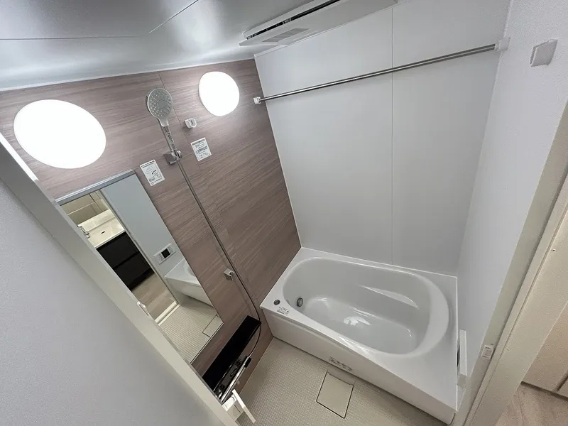 Blanchiesta Kiba - Interior - ["Plumbing fixture", "Flooring", "Floor"]