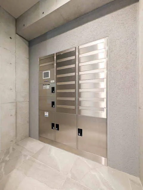 Prime Bliss Morishita Studio - Other - ["Household hardware", "Locker", "Tile Flooring"]