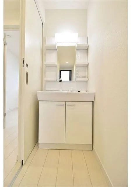 Brilliant Kanamecho - Interior - ["Flooring", "Interior design", "Floor"]