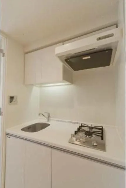 Park Cube Ueno - Interior - ["Building", "Countertop", "Cabinetry"]
