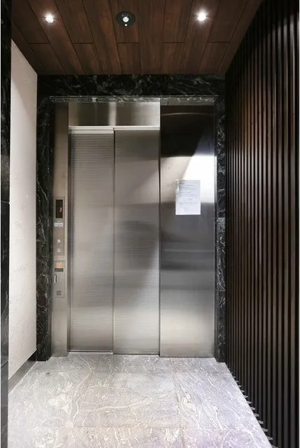 CASSIA Oshiage Sakurabashi - Other - ["Floor", "Metal", "Glass"]
