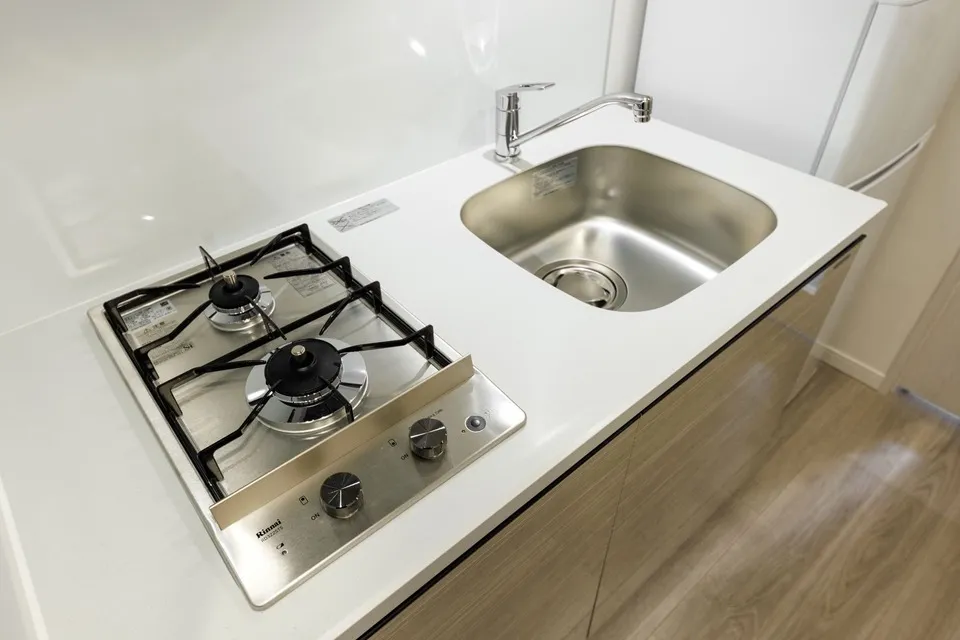 Hmlet Koenji II - Interior - ["Kitchen", "Major appliance", "Kitchen stove"]