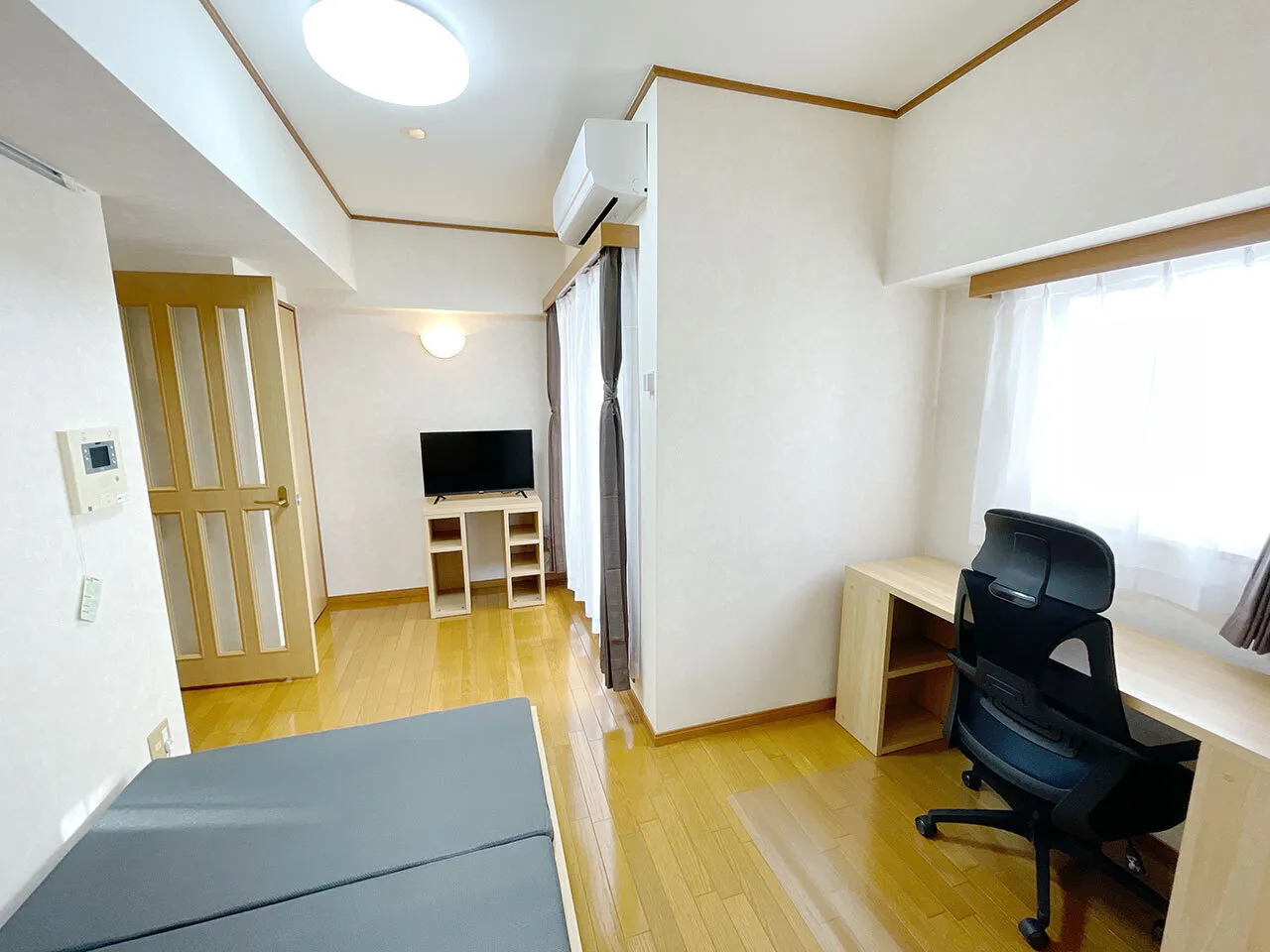Mynavi STAY Miraie Chiyoda Sanbancho - Interior - ["Flooring", "Furniture", "Interior design"]
