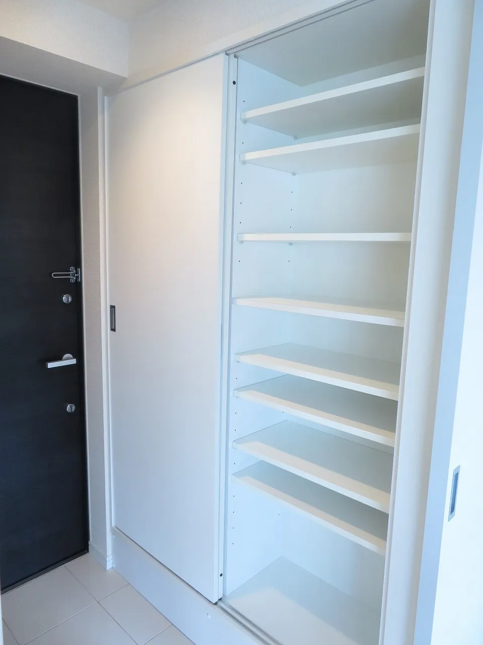 Will Terrace Kachidoki - Interior - ["Shelving", "Wood", "Shelf"]