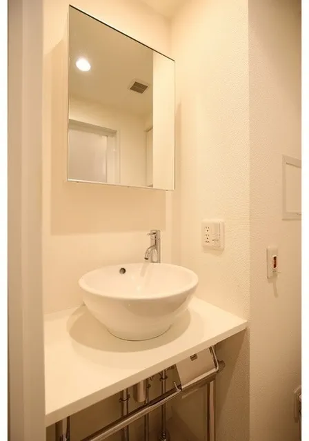 Comforia Kasuga Tomisaka - Interior - ["Bathroom Sink", "Plumbing fixture", "Sink"]