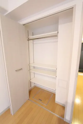 Prime Urban Iidabashi - Interior - ["Flooring", "Wood", "Floor"]
