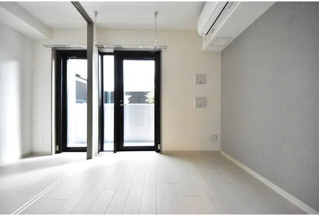 Composite Togoshi Park - Interior - ["Flooring", "Floor", "Door"]