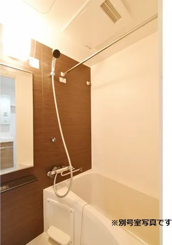 Makes Design Monzen-Nakacho River Place - Interior - ["Plumbing fixture", "Flooring", "Floor"]