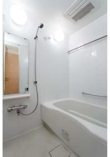 Riverte Tsukishima - Interior - ["Plumbing fixture", "Flooring", "Interior design"]