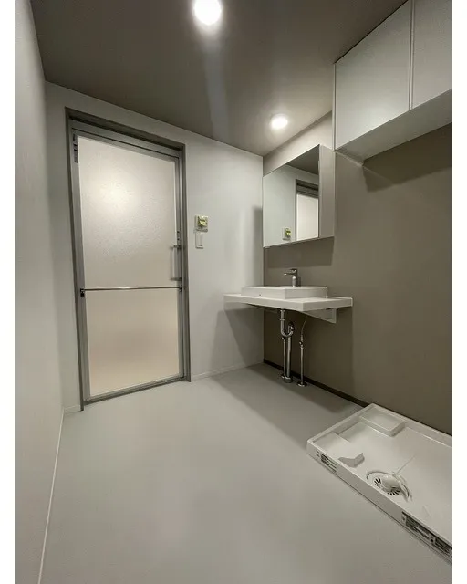 TAKANAWA EDGE - Interior - ["Flooring", "Ceiling", "Floor"]