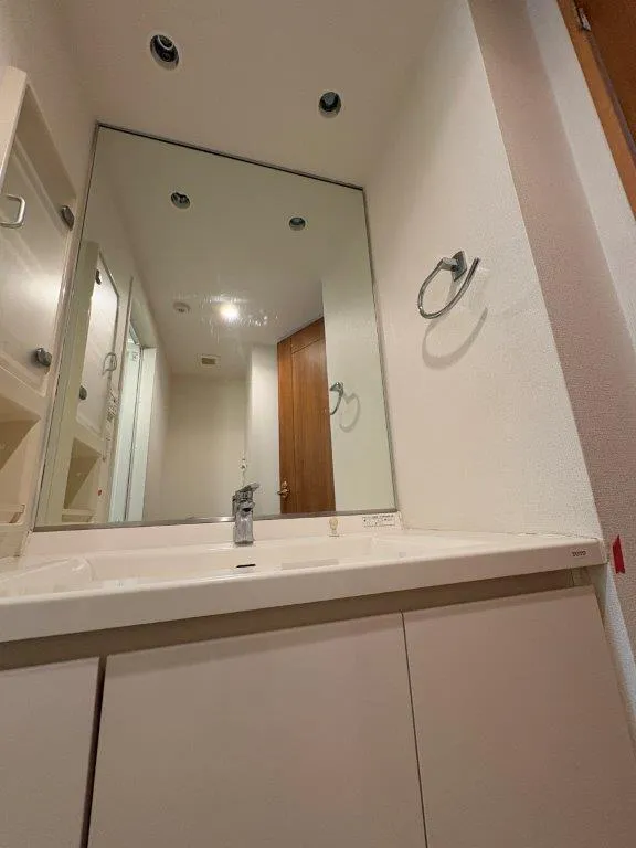 Central Crib Roppongi II - Interior - ["Wood", "Flooring", "Interior design"]