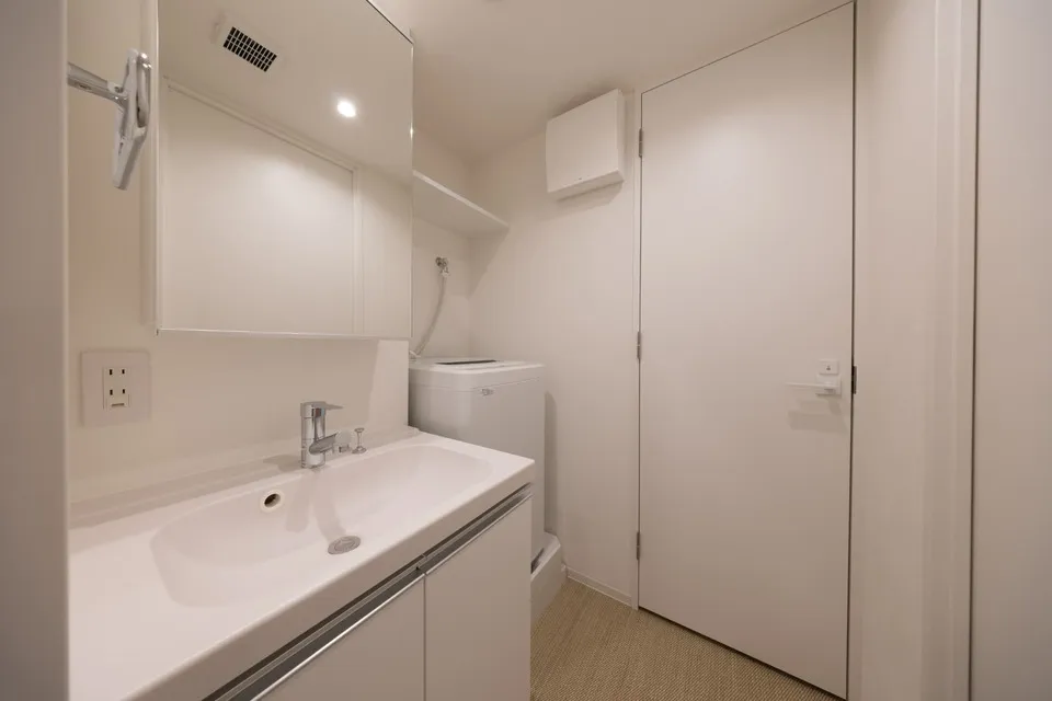 Hmlet Nakano Sakaue - Interior - ["Flooring", "Floor", "Interior design"]