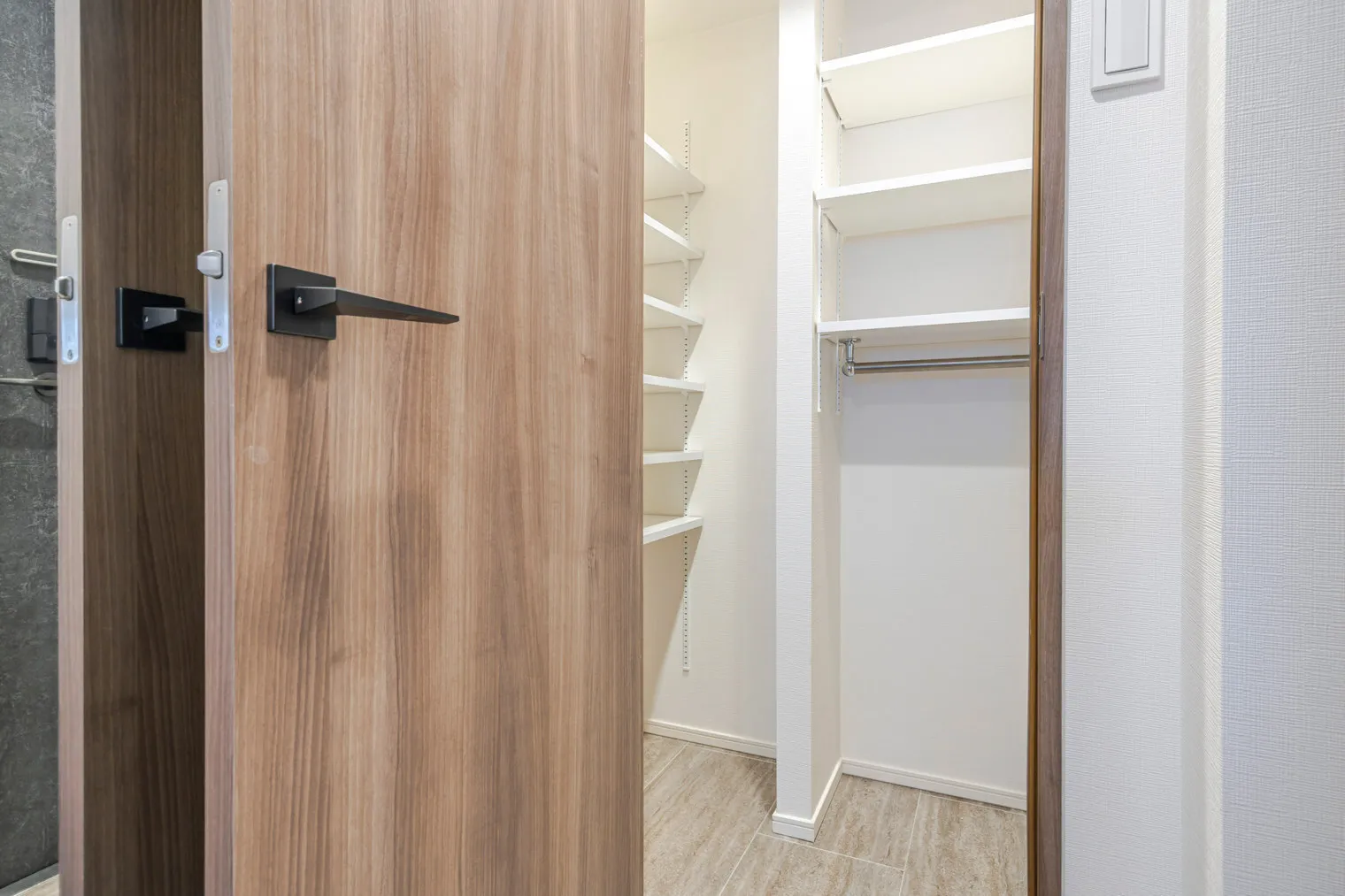 Live Casa Ochanomizu - Interior - []