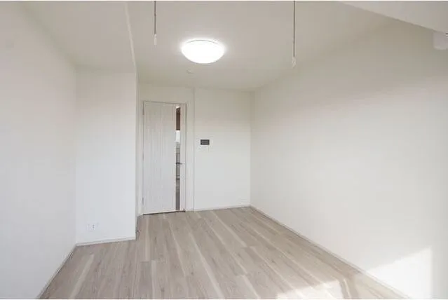Comforia Oshima DEUX - Interior - ["Building", "Wood", "Lighting"]