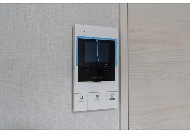 Comforia Kita-Ikebukuro - Interior - ["Rectangle", "Communication Device", "Gadget"]