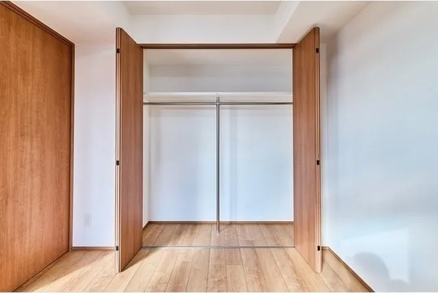 Gran Casa Oku - Interior - ["Flooring", "Wood", "Floor"]