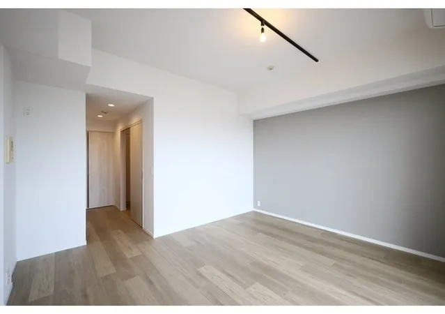 Laxrass Mejiro - Interior - ["Flooring", "Floor", "Wood flooring"]