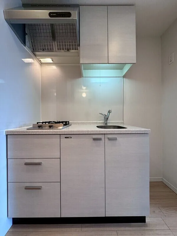 La Santé Hiroo - Interior - ["Kitchen", "Kitchen Appliance", "Major appliance"]