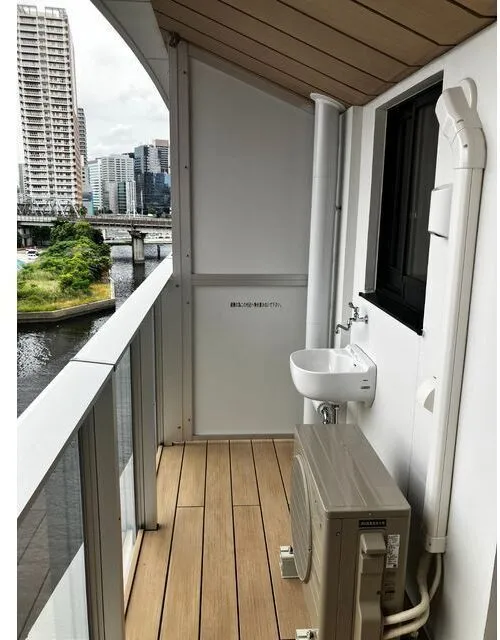 Brands Shibaura - Interior - ["Balcony", "Hardwood", "Wood stain"]