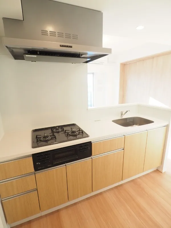 Prince Due Kamiya - Interior - ["Major appliance", "Flooring", "Kitchen"]