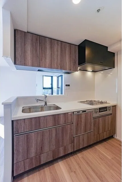 LaSante Bunkyo Sendagi - Interior - ["Brown", "Tap", "Cabinetry"]