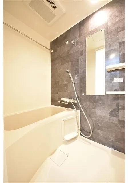 Le Coeur Shibuya Honmachi - Interior - ["Flooring", "Floor", "Plumbing fixture"]