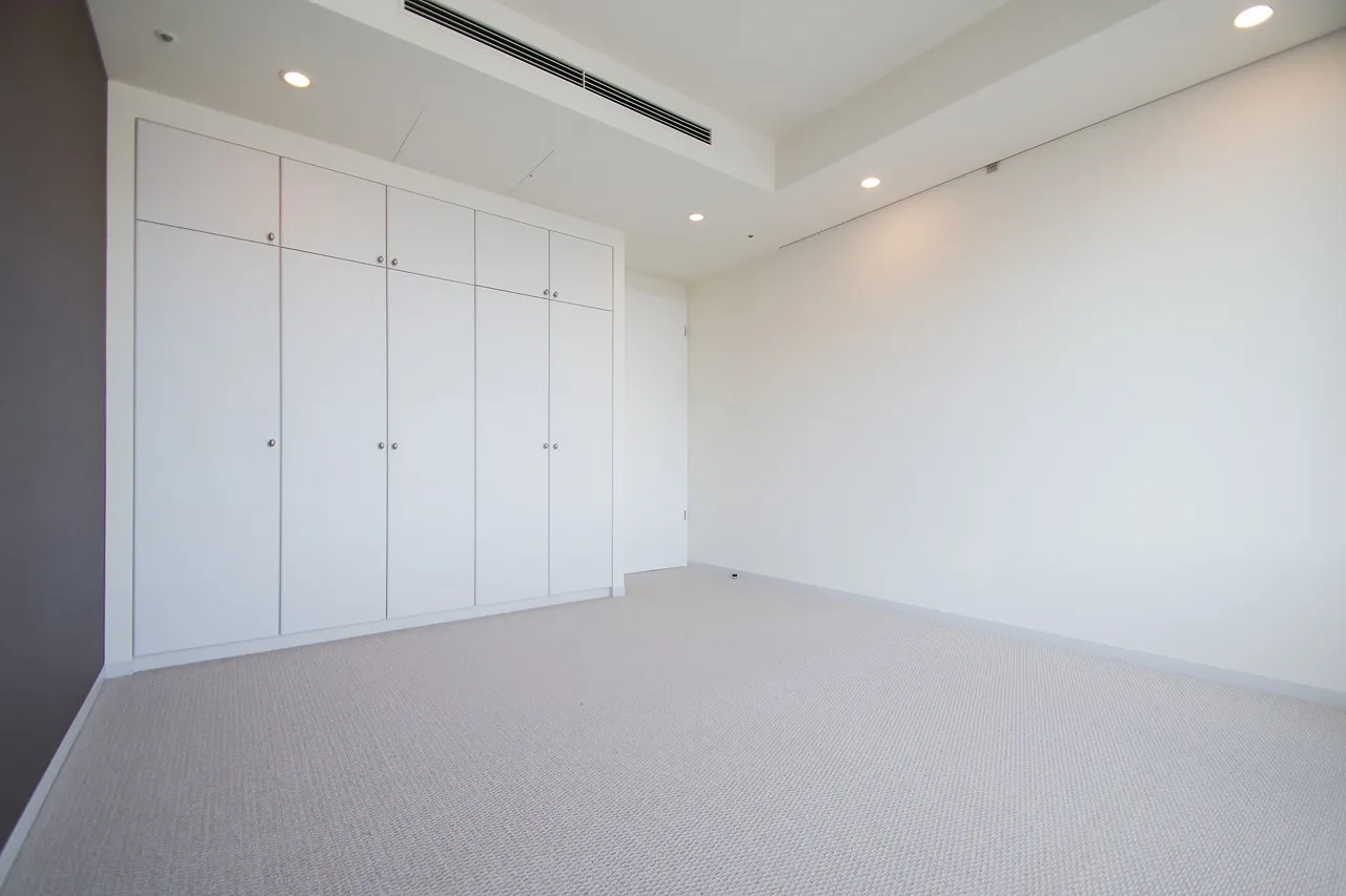 La Tour Shibakoen - Interior - ["Fixture", "Building", "Wood"]