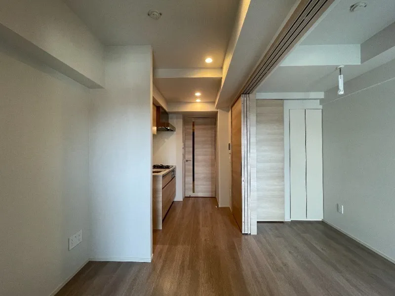 Pierce Kakinokizaka - Interior - ["Wood", "Flooring", "Floor"]