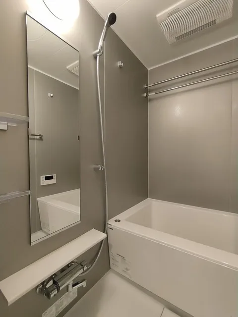 Comforia Kamimeguro - Interior - ["Building", "Plumbing fixture", "Fixture"]