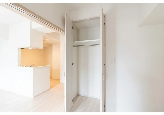 Comforia Liv Itabashi - Interior - ["Flooring", "Floor", "Ceiling"]