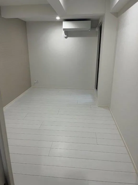 LiveFlat Togoshi - Interior - ["Wood", "Fixture", "Floor"]