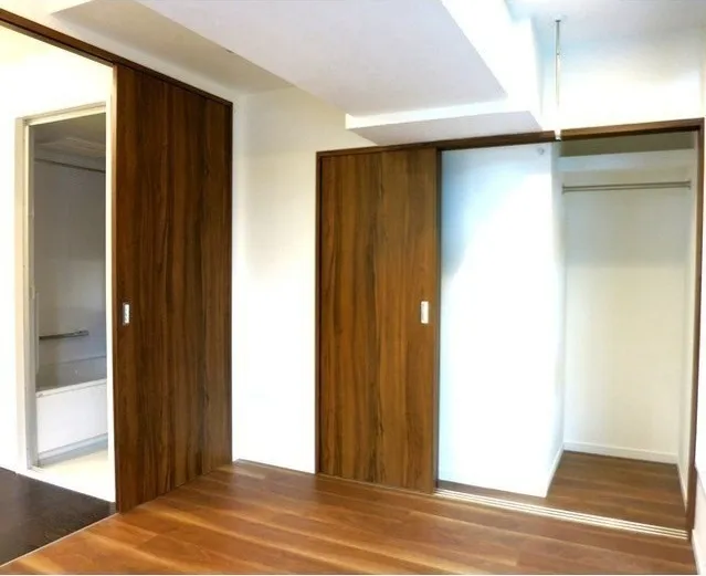 Laurier Ginza - Interior - ["Property", "Door", "Room"]