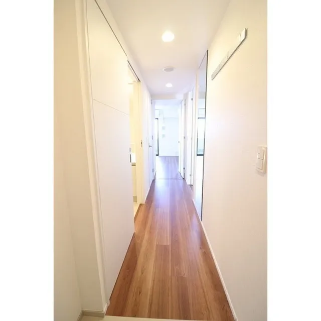 Comforia Shibuya West - Interior - ["Property", "Fixture", "Door"]