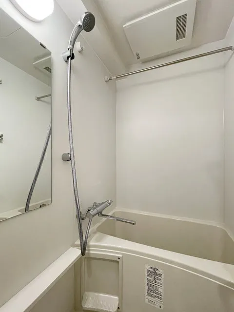 Orchid Residence Togoshi Park - Interior - ["Building", "Shower head", "House"]