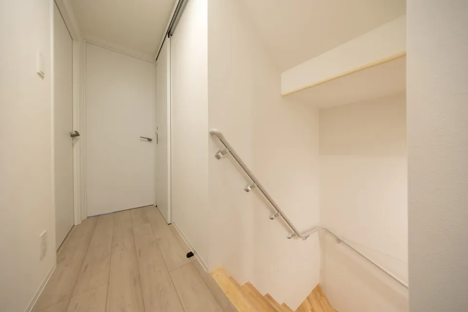 Hmlet Sangenjaya II - Interior - ["Flooring", "Wall", "Floor"]