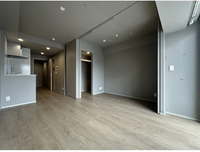 Baus Flats Kuramae - Interior - ["Flooring", "Floor", "Ceiling"]