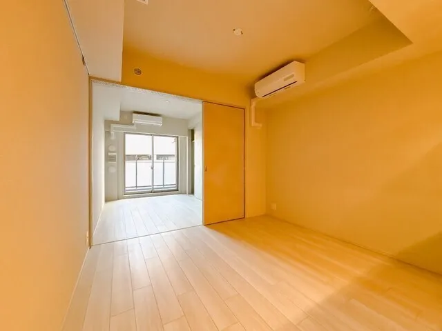 Royal Parks Ariake - Interior - ["Flooring", "Floor", "Wood"]