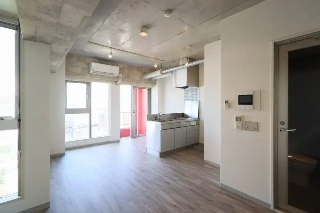 Cynthia Sangenjaya Residence Cafe - Interior - ["Flooring", "Ceiling", "Floor"]