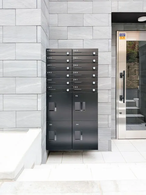 Tasuki Smart Shin-Otsuka II - Exterior - ["Locker", "Glass", "Household hardware"]