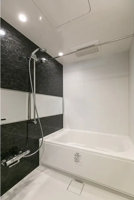 Shell Nakano Yayoicho - Interior - ["Plumbing fixture", "Shower", "Rectangle"]