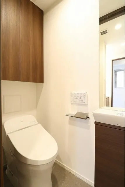 Lugente Bunkyo Todaimae - Interior - ["Property", "Sink", "Plumbing fixture"]