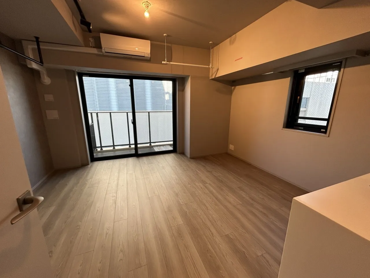 Blanciesta Asakusa Kuramae - Interior - ["Flooring", "Floor", "Wood flooring"]