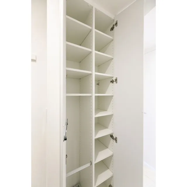 Comforia Nishiogikubo - Interior - ["Furniture", "Property", "Shelf"]
